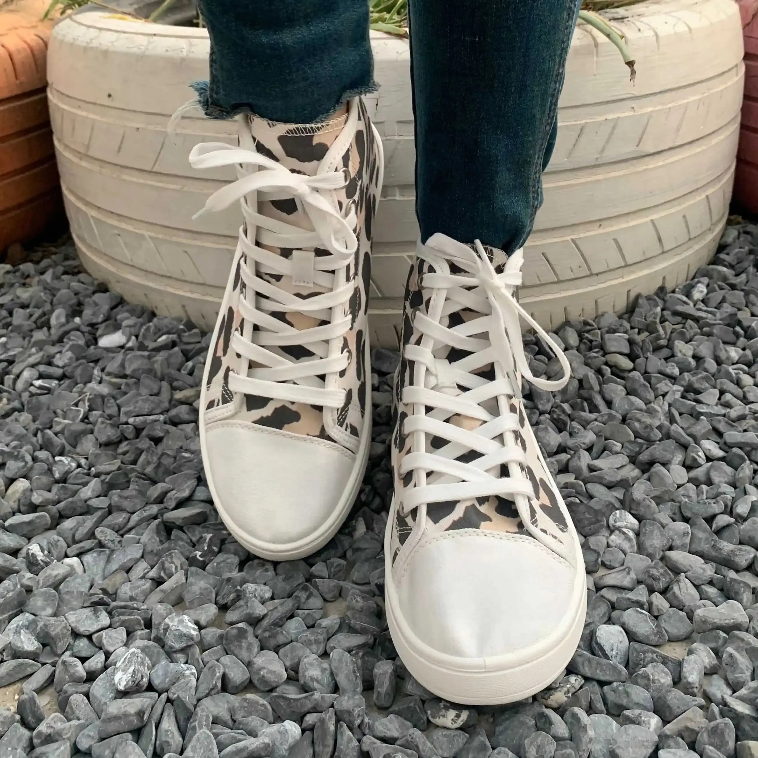 Women's Casual Sneakers, Stroller Shoes, Student Running Shoes, Trekking Shoes, New Product Spring 2026, Comfortable Slip-On Shoes with Soft Sole and Round Toe, Valentine's Gift for Couples, Fashion Women's Shoes for Travel Season