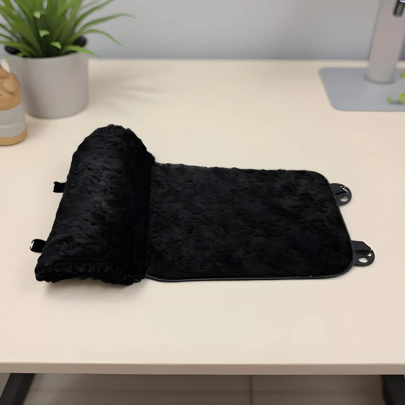 Tappetino per seggiolino auto Morbido e caldo peluche Cuscino ergonomico Protezioni per seggiolino auto per la guida in famiglia Veicolo invernale per interni ed esterni automobilistico