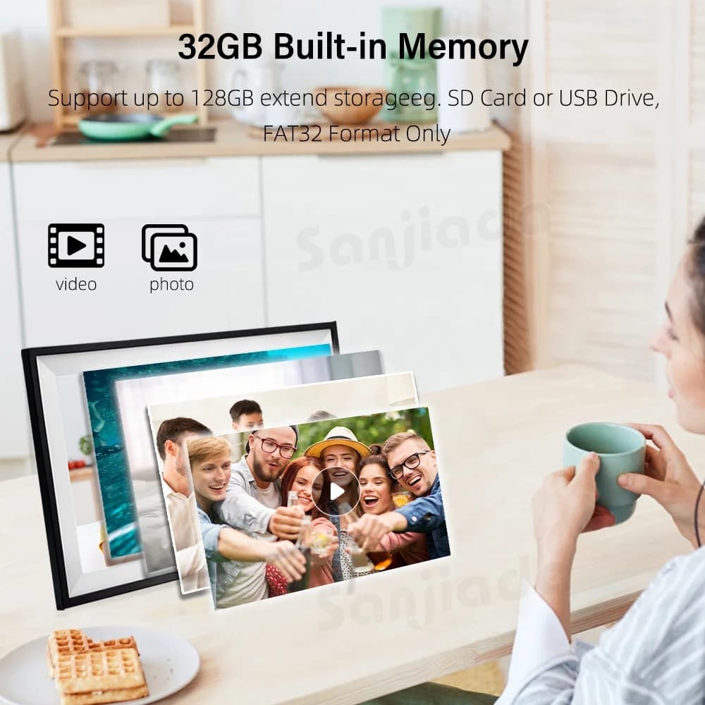 Cornice Digitale Grande da 32GB 2026 da 15,6 Pollici con Schermo IPS 1920 * 1080, Cornice Intelligente WiFi per Caricare Foto Tramite la Cornice