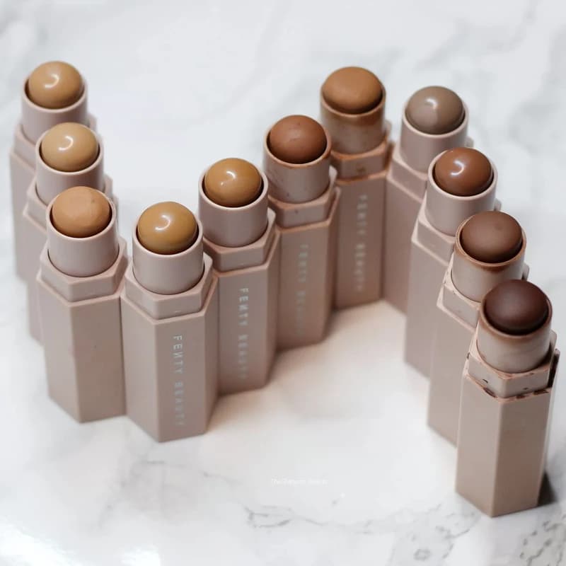 Stick Contorno Fenty Beauty, Correttore, Illuminante Viso, Ombretto Opaco Naturale a Lunga Durata, Cosmetici per il Contorno del Viso