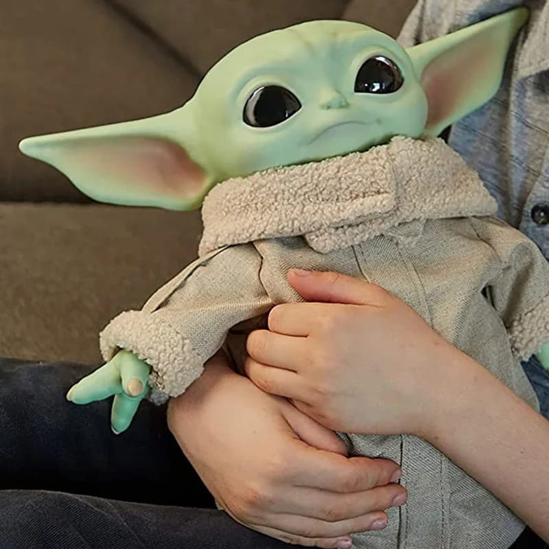 Bambola di Peluche Baby Yoda da 28cm, Personaggio di Star Wars, Giocattolo da Collezione, Decorazione da Scrivania, Regalo di Natale