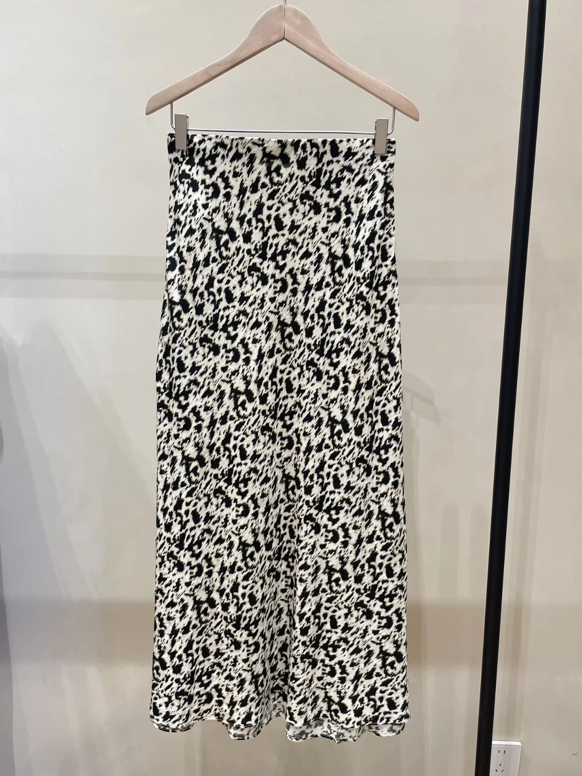Heidd BA2026 Gonna a Mezza Lunghezza con Stampa Astratta Stile Vacanza Primaverile, Vita Alta Versatile, Gonna Casual da Donna