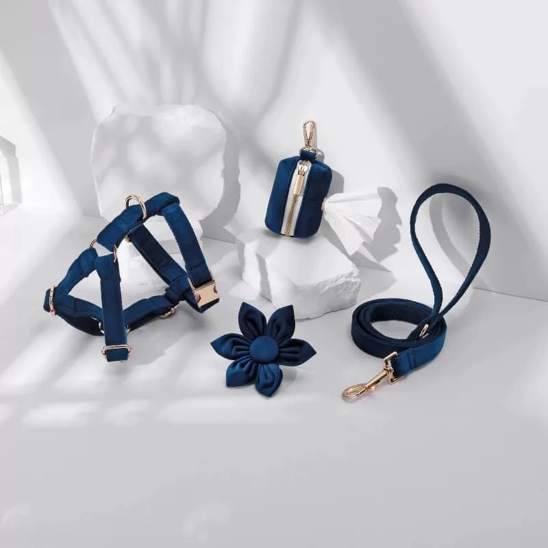 High Quality Adjustable Step in Harness Dog Collar and Leash Set Velvet Manufacturers No Pull Dog Harness Set