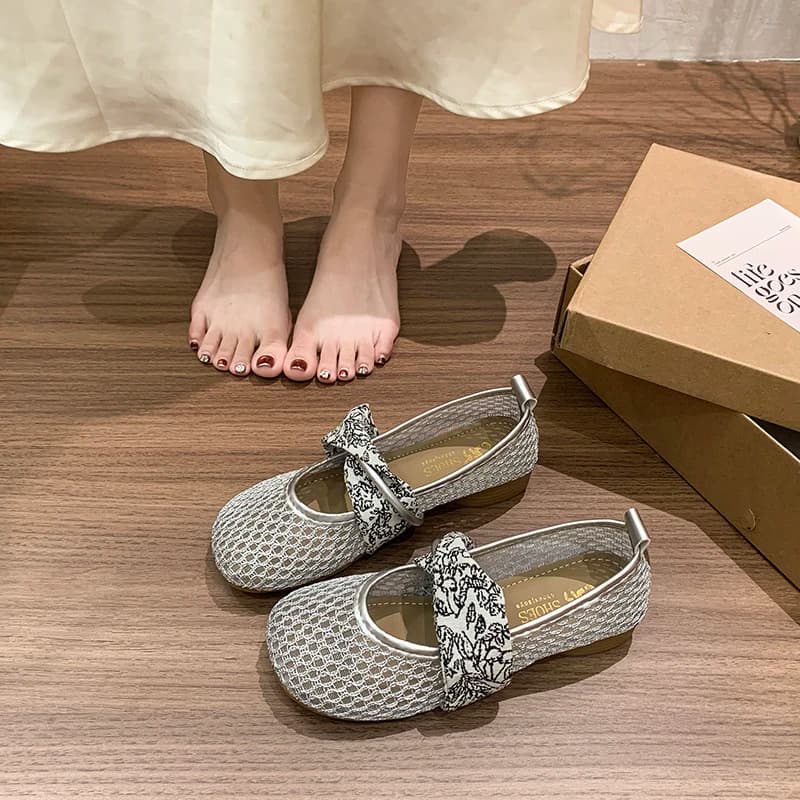Hollow-weave Mary Jane Shoes 2026 Spring New Stylish Lightweight Comfortable Flat Mesh Ribbon Loafers