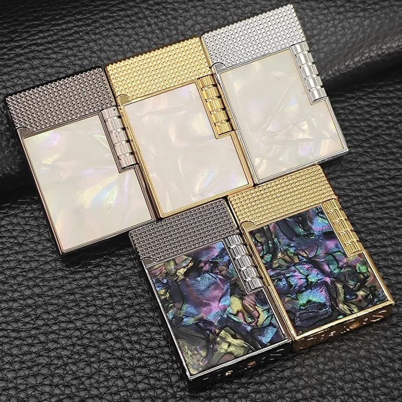 2026 New Colorful Shell Loud Sound Lighter Side Pulley Loud Sound Gas Personalized High-end Retro Gift for Boyfriend