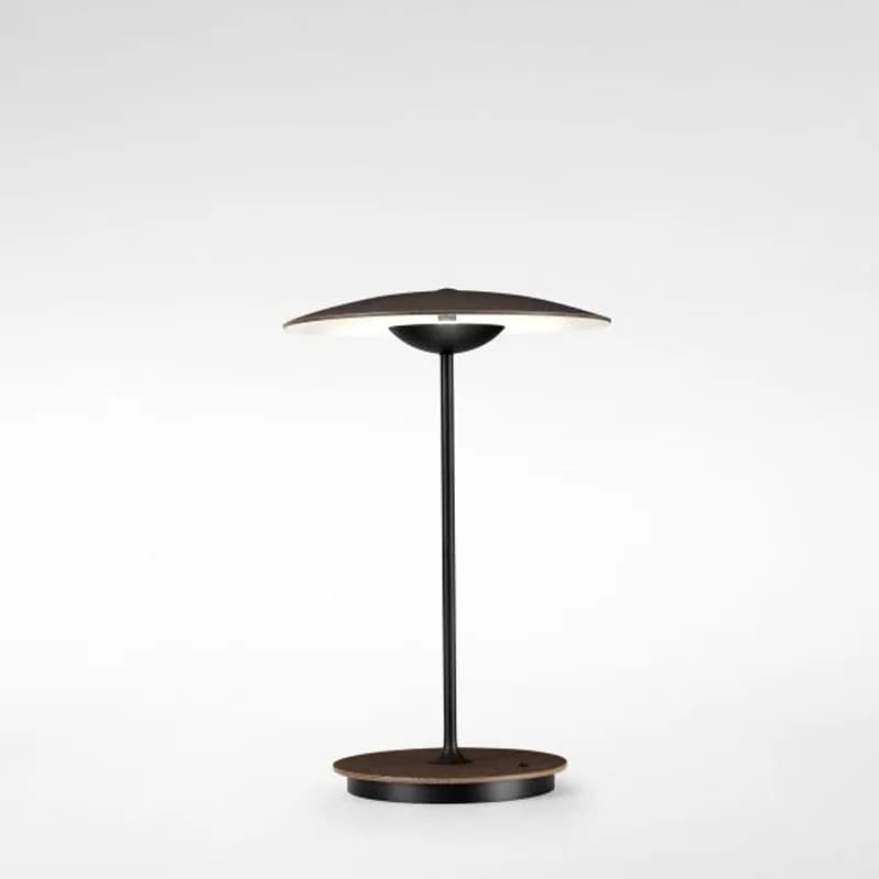 Cappello dal design italiano Ombrello UFO Lampada da scrivania con venature del legno Camera da letto Comodino Decorazione morbida Lampada da scrivania morbida di design per sala espositiva