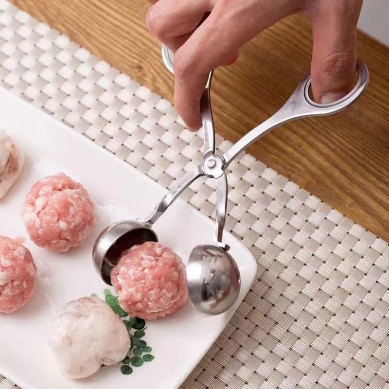 Stainless steel meatball holder, meatball maker, home kitchen tool, meatball squeezer, dumpling mold