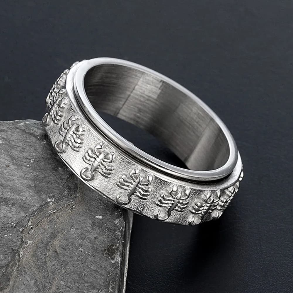Anello rilassante per l'ansia rotante con scorpione per donna Uomo Acciaio inossidabile Ruota liberamente Fidget Spinner Anelli Gioielli Boemia