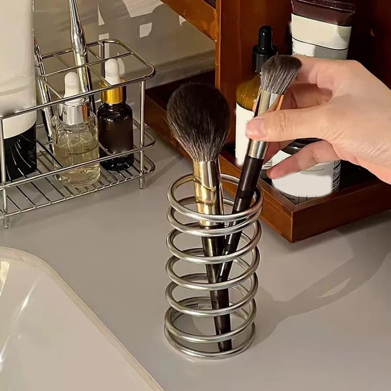 Metal Toothbrush table shelf / makeup/cancellery/support for table decorations bathroom accessories with excavated ornament