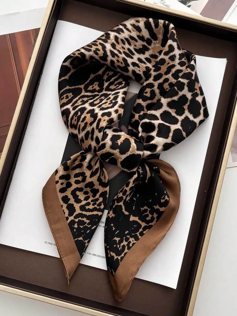 1pc Luxury Brand Leopard Print Scarf, Women's Faux Silk Neckerchief, Casual Versatile Decorative Small Scarf, Suitable For Dress