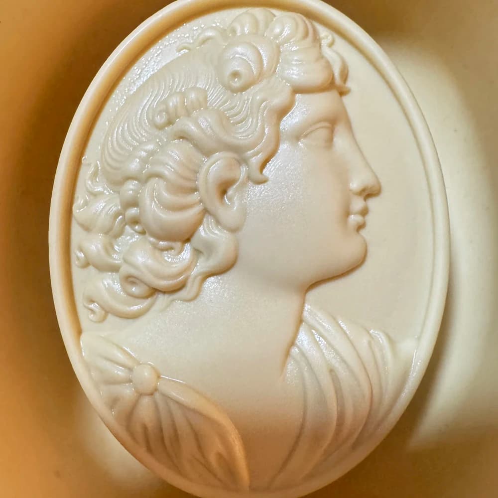 Lady Head Silicone Mold Relief Goddess Head Candle Molds for Female Plaster Resin Soap Casting Home Garden DIY Art