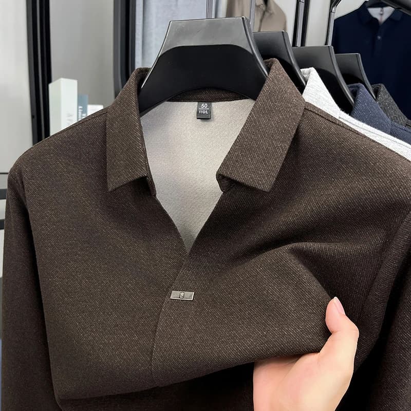 Polo da uomo a maniche lunghe con scollo a V di marca di fascia alta, design con distintivo di moda autunnale, boutique di lusso, maglietta casual da golf originale