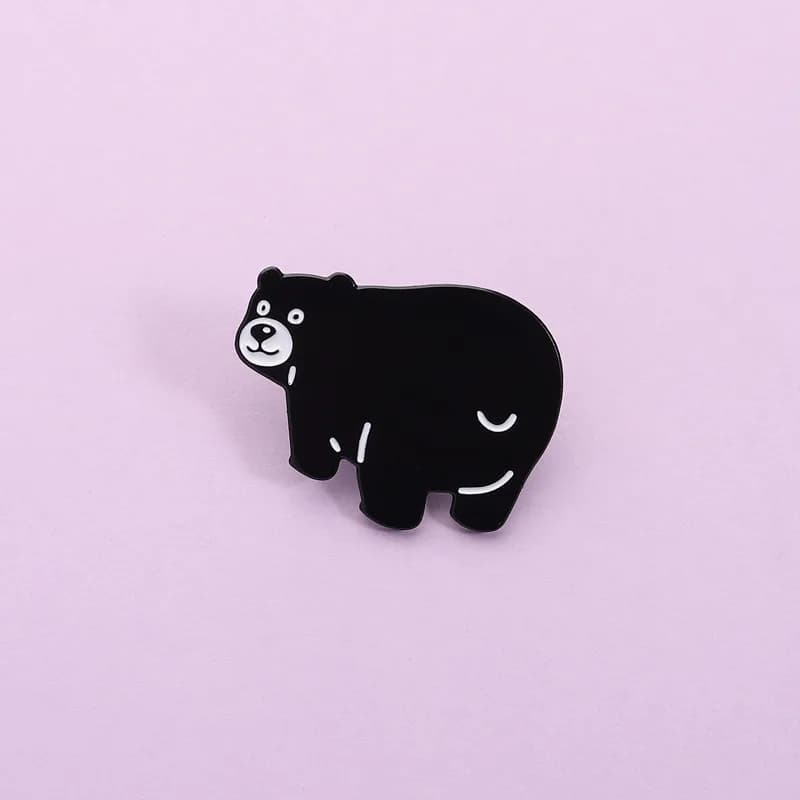Spille smaltate serie animali dei cartoni animati, graziosa spilla a forma di orso nero, distintivo da risvolto per zaino, accessori per abbigliamento, gioielli alla moda
