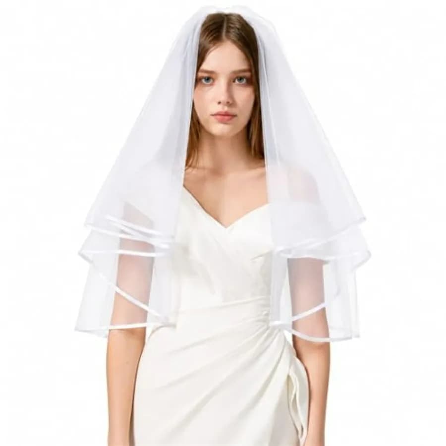 White Bridal Veil for Bride, 2 Tier Short Wedding Veil with Comb, Lightweight Bridal Hair Veil for Bachelorette Party, Bridal S