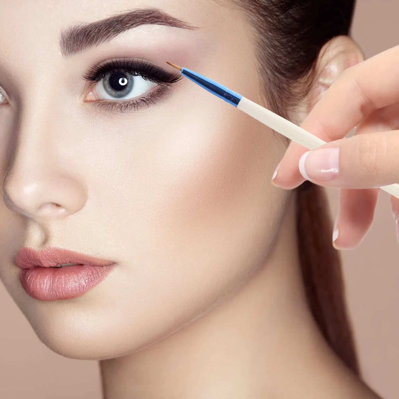 Eyeliner Brush Tool Ultrafine Sharp Tip for Precise Eyeliner Makeup Eyeshadow Concealer Application Small Makeup Brush Tool