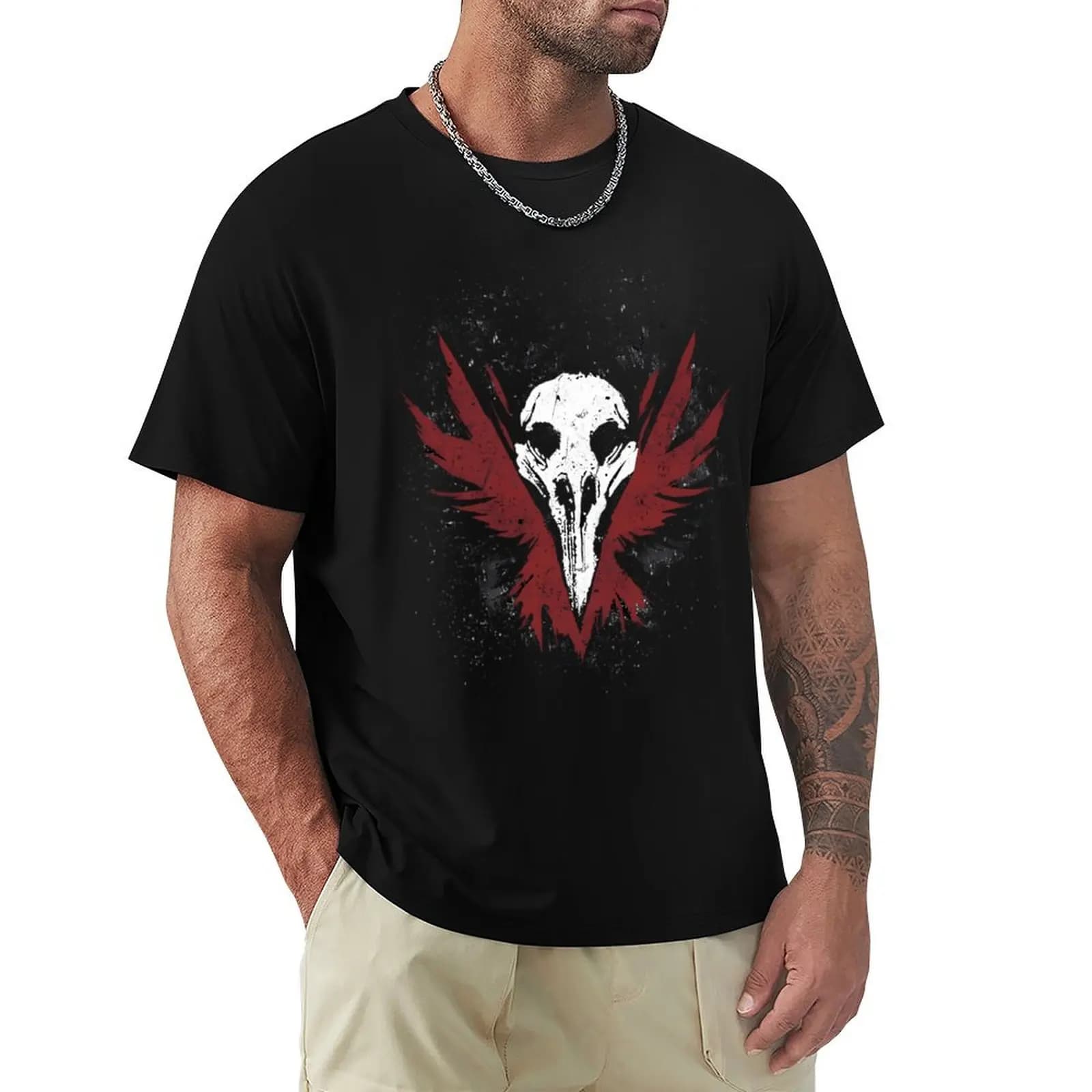 T-shirt casual con stampa artistica del famoso motivo Infamous