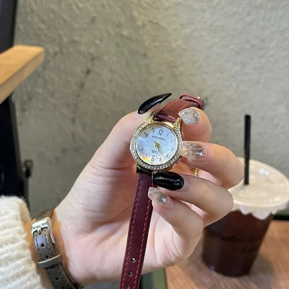 Women's watch with soft Korean style leather strap, design with rhinestones, stylish women's quartz watch, round dial, literary watch, woman's gift