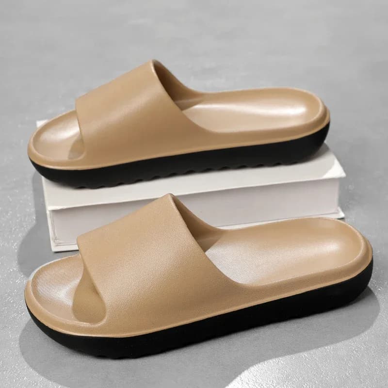 Pantofole da uomo alla moda Scarpe da spiaggia leggere Coppia scarpe casual Pantofole da bagno per interni antiscivolo Sandali da uomo per esterni