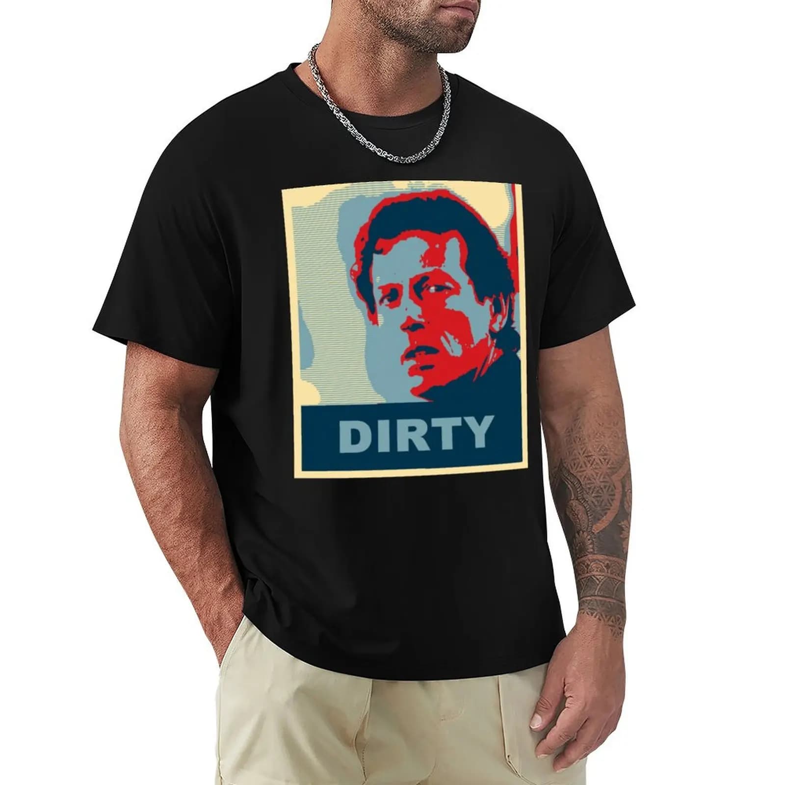 T-shirt Dirty Den Watts, comoda maglietta basic con scollo rotondo