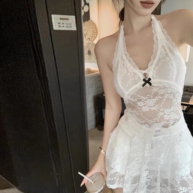 Women Pure Desire Stylish Hollow Embroidered Lace Halter Sleeveless Stacked Camisole