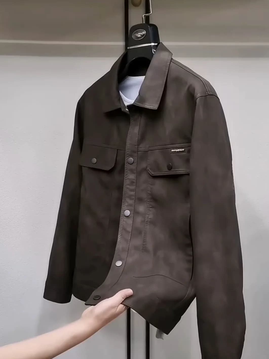 New Men's Spring Autumn Flip Collar Jacket High Quality Versatile Personality Standard Fit Long Sleeve Casual Style Antibacte...