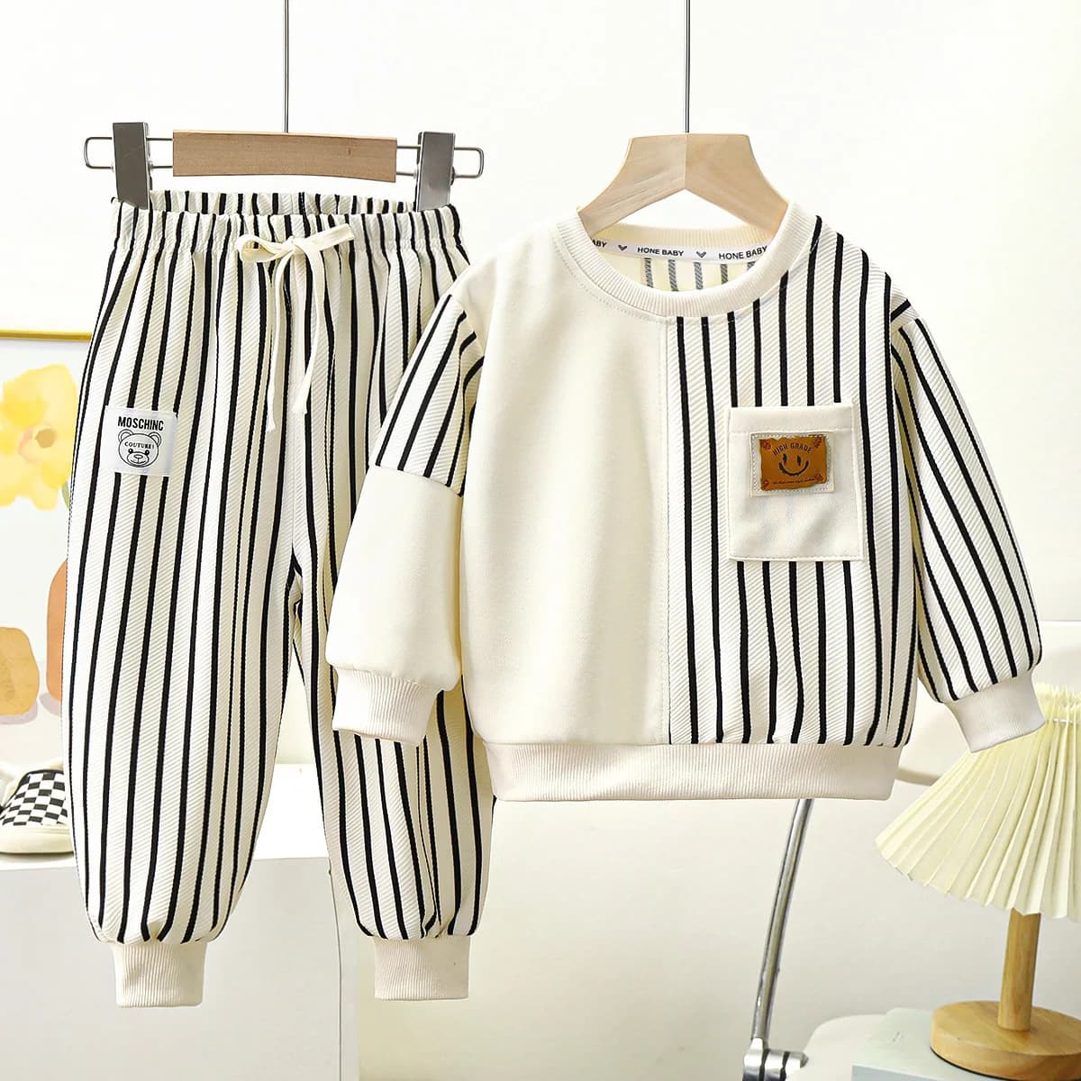Primavera Abbigliamento primaverile per bambini Girocollo Maglione a maniche lunghe Ragazzi e ragazze Alla moda Abbigliamento per bambini alla moda 2 pezzi
