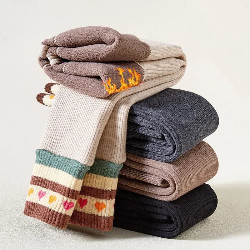 Le ragazze invernali addensano Leggings caldi pantaloni in pile di velluto spesso Leggins termici per bambini grandi pantaloni lavorati a maglia resistenti al freddo Skinny