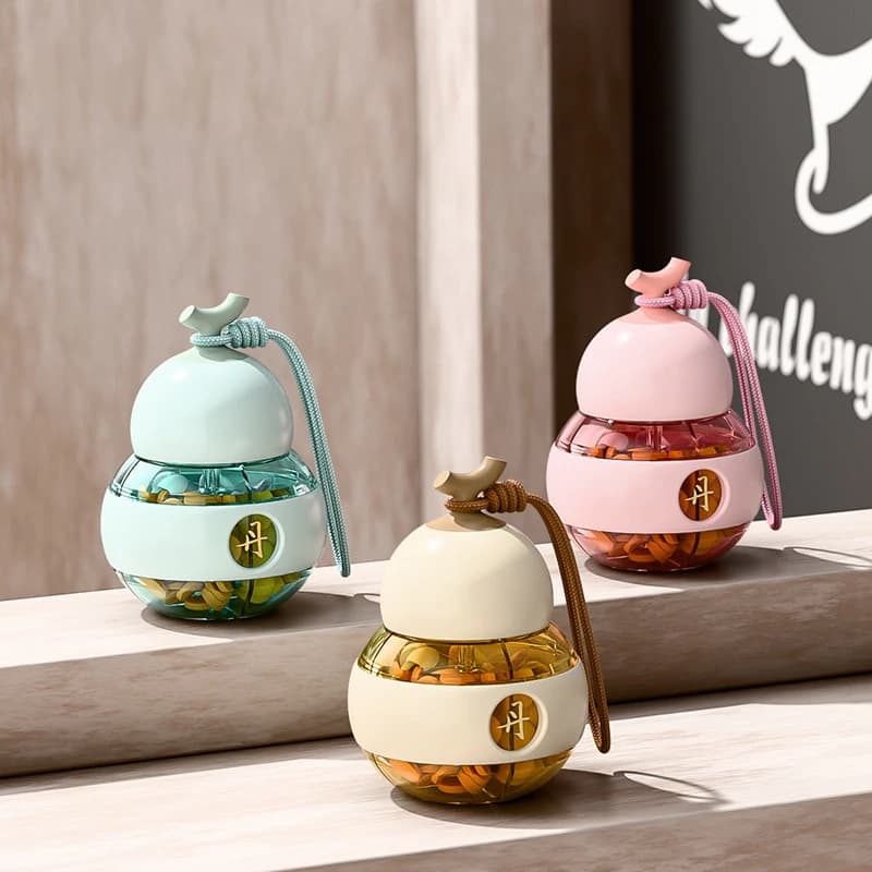 Mini pumpkin-shaped medicine box Compact portable container for travel tablet, daily pill container