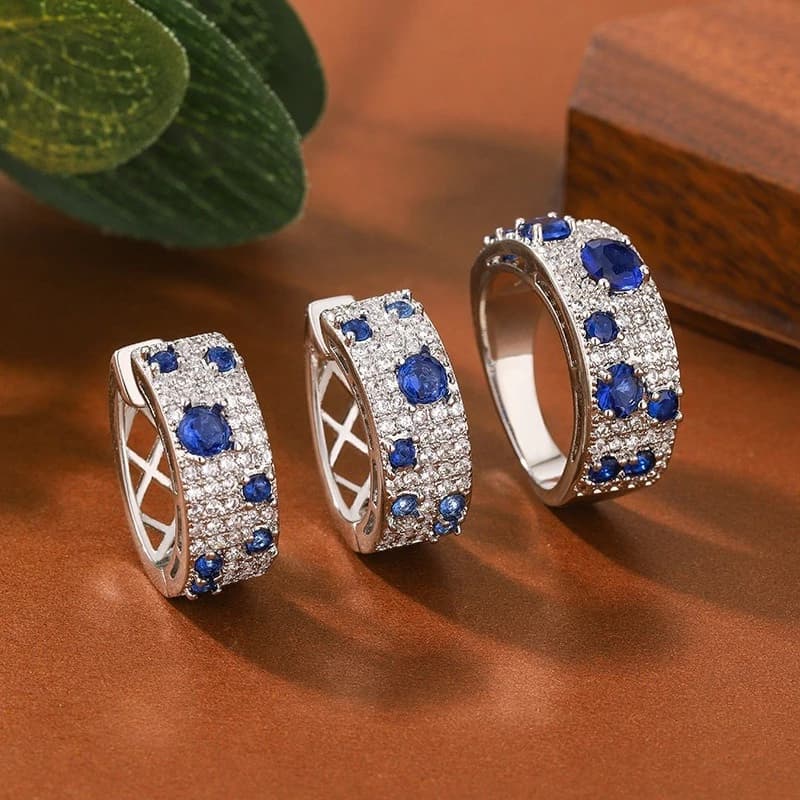 Set di anelli e fibbie per orecchie in 2 pezzi europei e americani, nicchia, lusso leggero, set di gioielli di fascia alta con zirconi colorati, regalo da donna