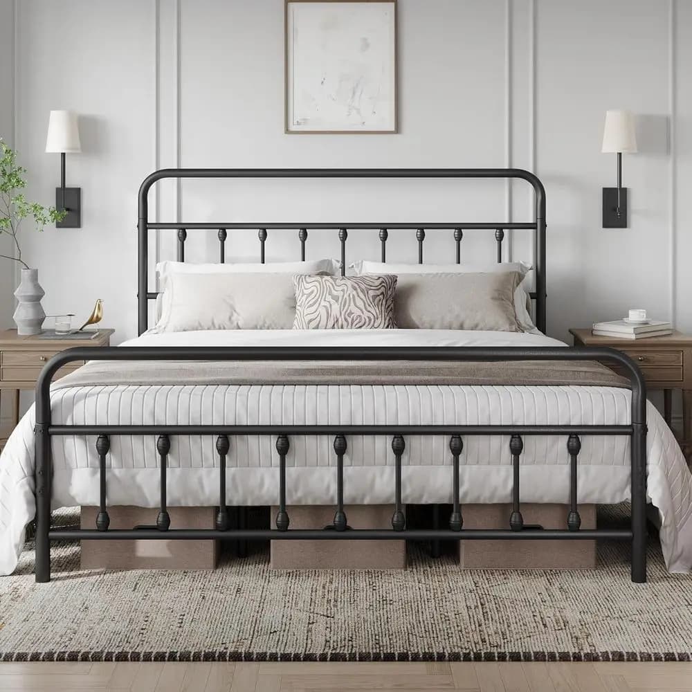 Letto Classico King Size con Piattaforma in Metallo e Decorazioni in Ferro, Base per Materasso, Contenitore Sottostante, Non Richiede Rete a Doghe