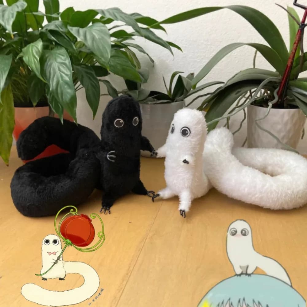 Witch Hat Atelier Brushbuddy Brushbug Bambola di Peluche 20CM, Simpatico Morbido Bianco e Nero, Giocattolo Imbottito Articolato, Regalo da Collezione per Cosplay