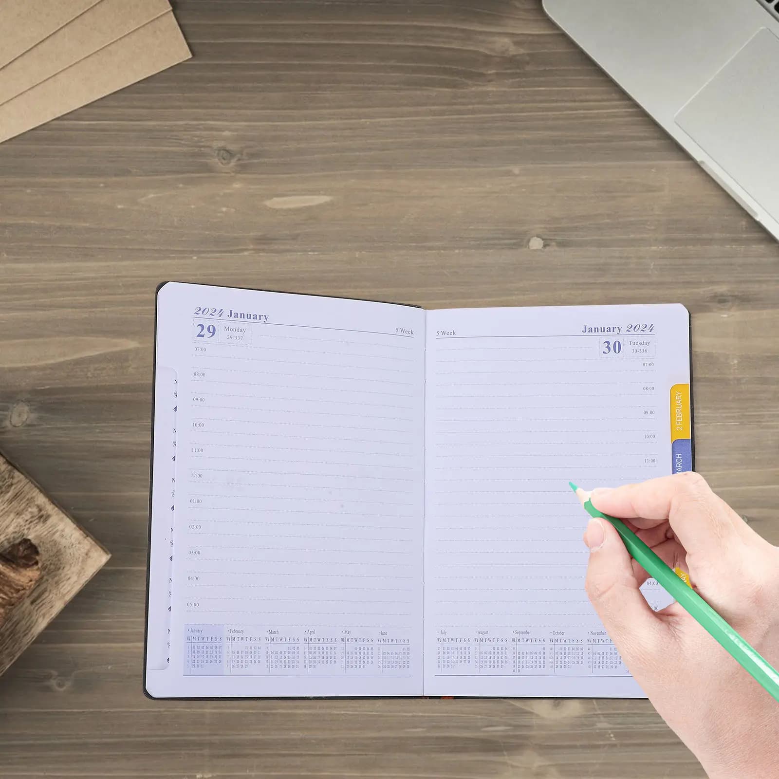Agenda Giornaliera, Pianificatore Annuale, Blocco Note Portatile, Agenda per Studenti e Ufficio, Quaderno per Appunti e Pianificazione
