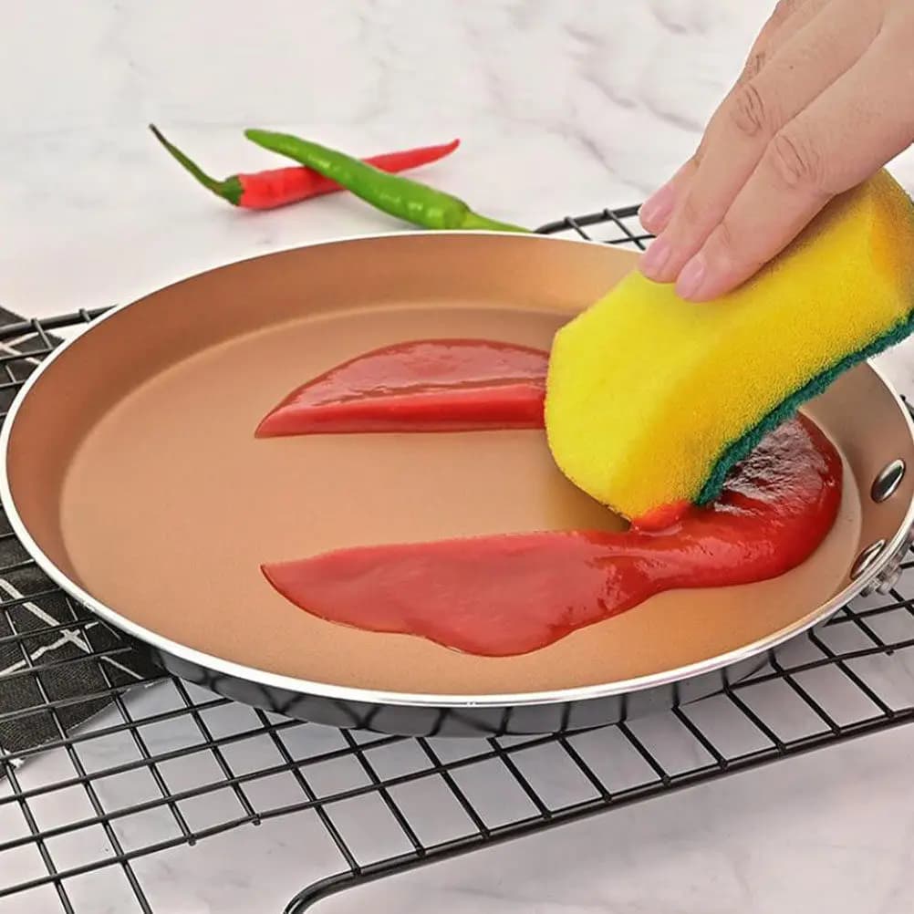 Simple Non-stick pan in Aluminium Alloy for Pancake, Lightweight and Resistant, Ideal for Domestic Breakfasts, Anti-Graffio