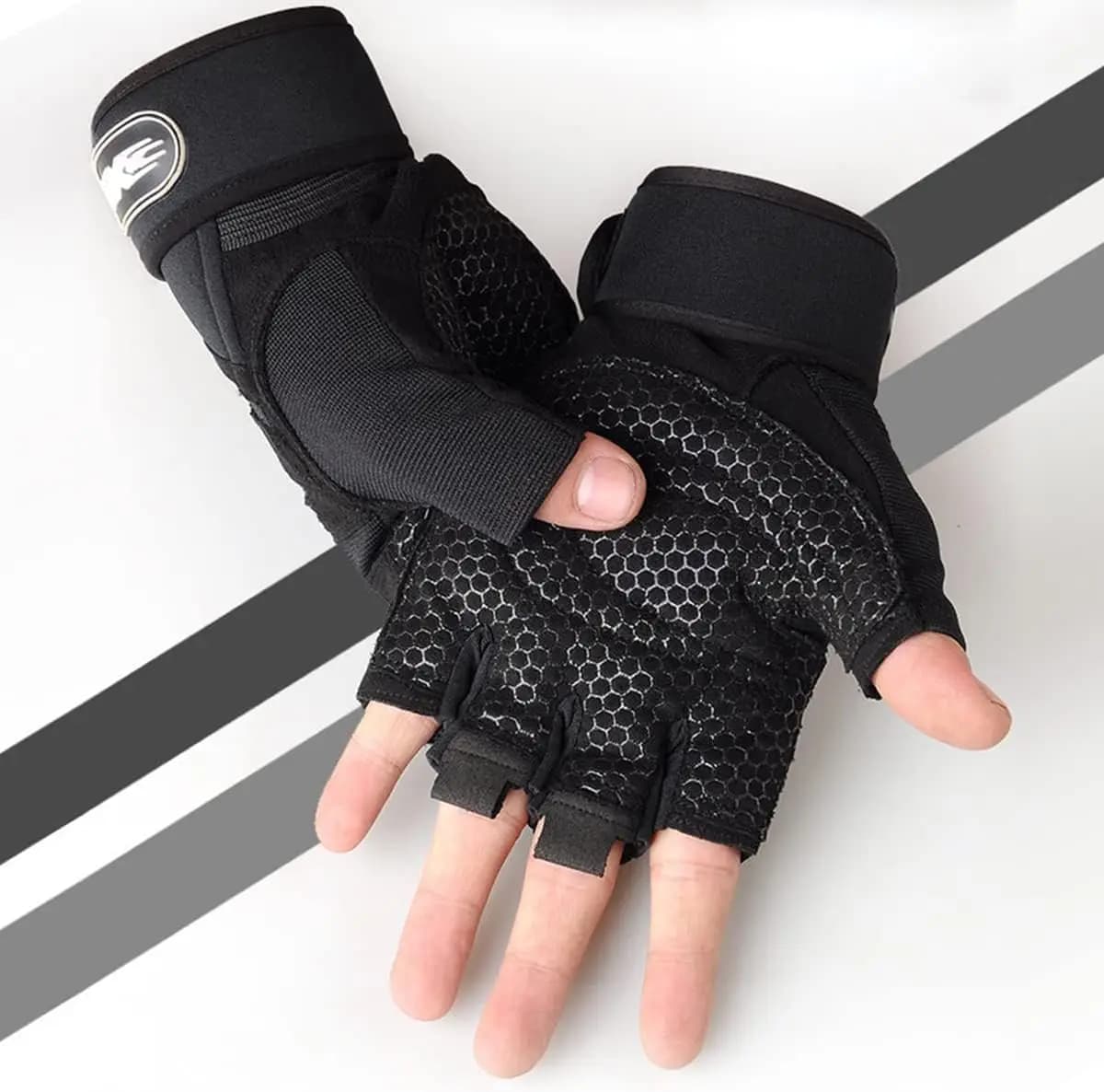 Gym Gloves, Gym Sports Gloves, Anti-slip and Breathable Gloves, Design Wrist Protective Gloves for Men and Women for Running