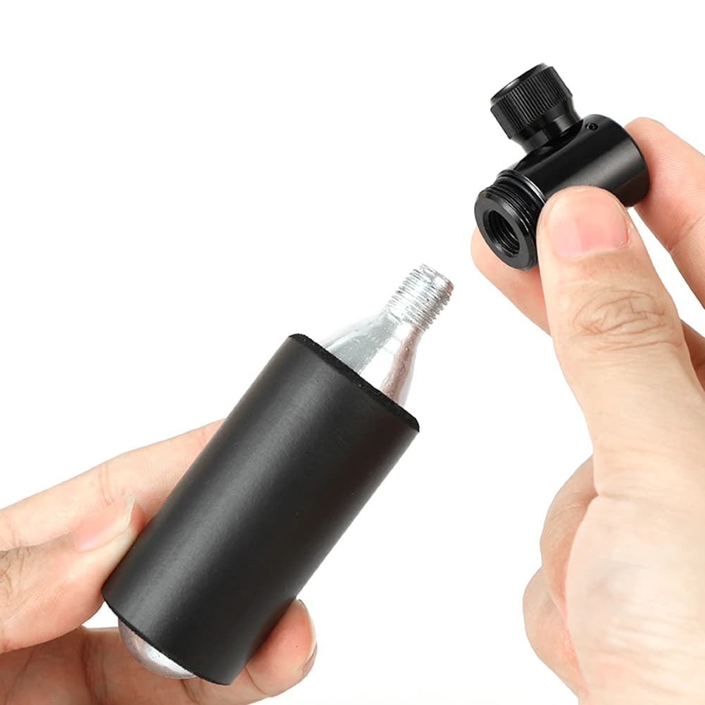 Gonfiatore per pneumatici CO2 con kit di riparazione pneumatici tubeless, valvola Schrader e Presta, gonfiatore portatile in lega di alluminio per MTB e bici da strada