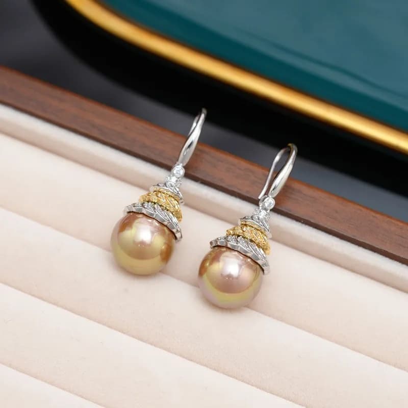 Nuovi Orecchini con Perle e Zirconi, Versione Coreana di Alta Gamma con Perno in Argento, Orecchini di Lusso Leggero, Eleganza Femminile da Socialite