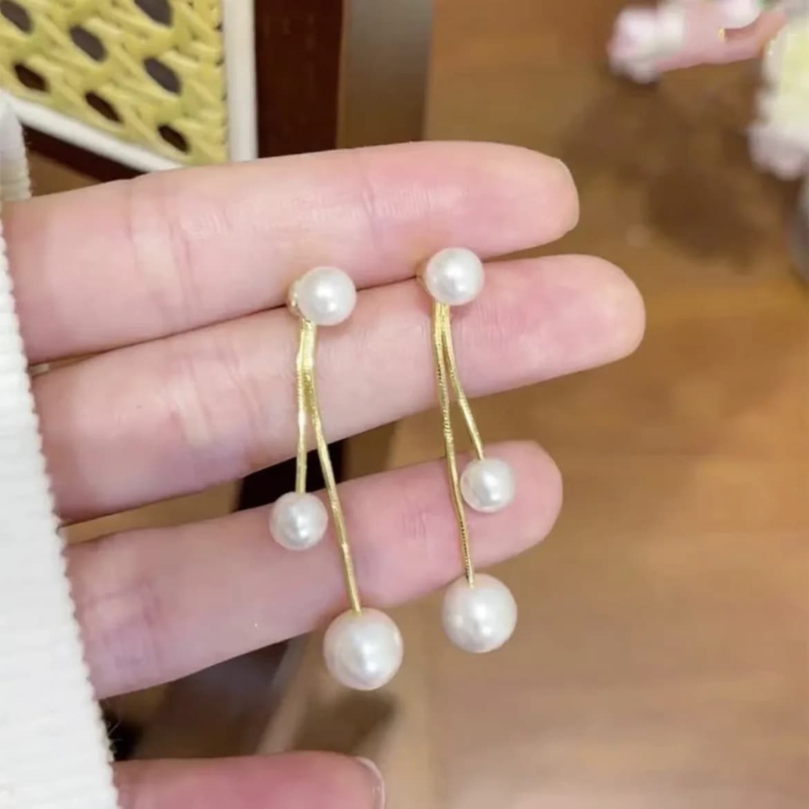 New Arrival Pearl Tassel Drop Earrings for Women, Light Luxury Stylish Stud Earrings, Minimalist Versatile Indie-style Hoop Earrings Popular Online