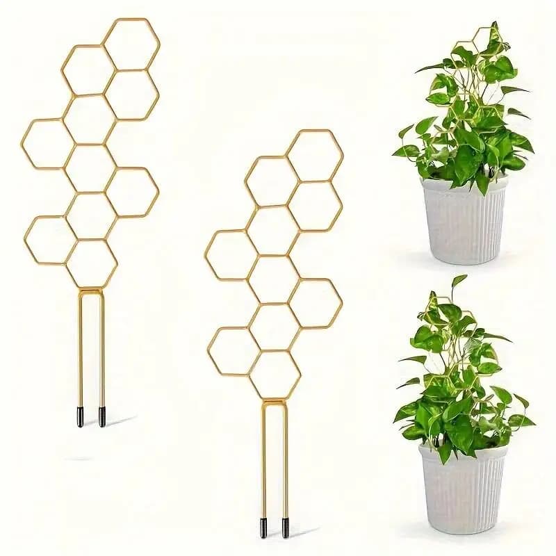 A Set of 2 Pieces, Size 38.0cm X 15.01cm Cm, Designed as a Honeycomb-Shaped Climbing Plant Support Frame. Made from Rust-Resistant Plastic Rods, It Is Perfect for Potted Vines and Flowers.