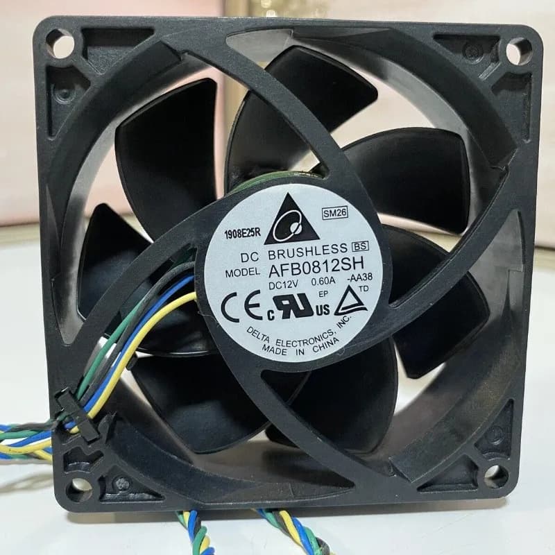 PER Ventola con custodia in plastica DELTA 80mm 4 pin AFB0812SH -AA38 Brushless DC 12V 0,51A-
