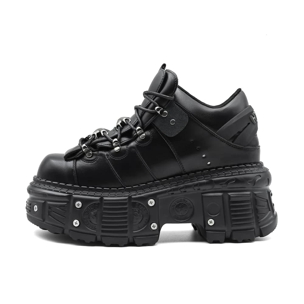 Nuove scarpe da donna stile punk stringate altezza tacco 6 cm scarpe con plateau donna stivaletti gotici alla caviglia decorazioni in metallo sneakers da donna