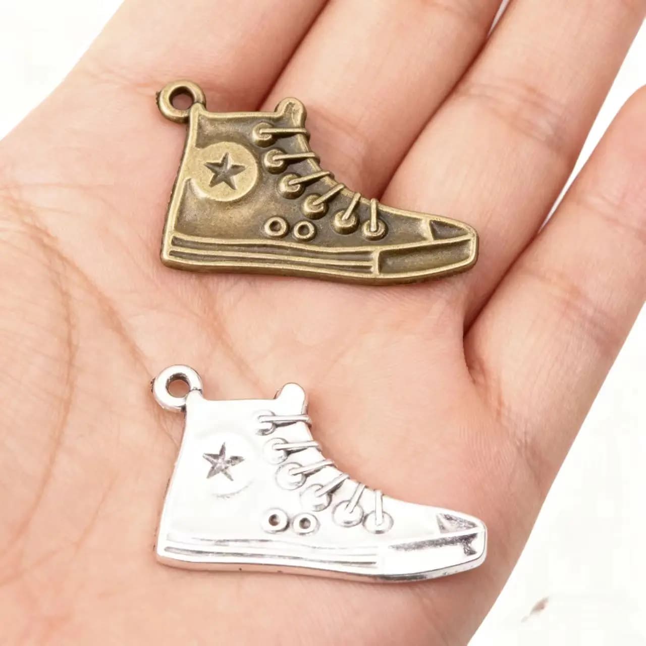 10Pcs/Lot Charms Basketball Star Shoes 31x20mm Tibetan Bronze Silver Color Pendants Antique Jewelry Making DIY Handmade Craft