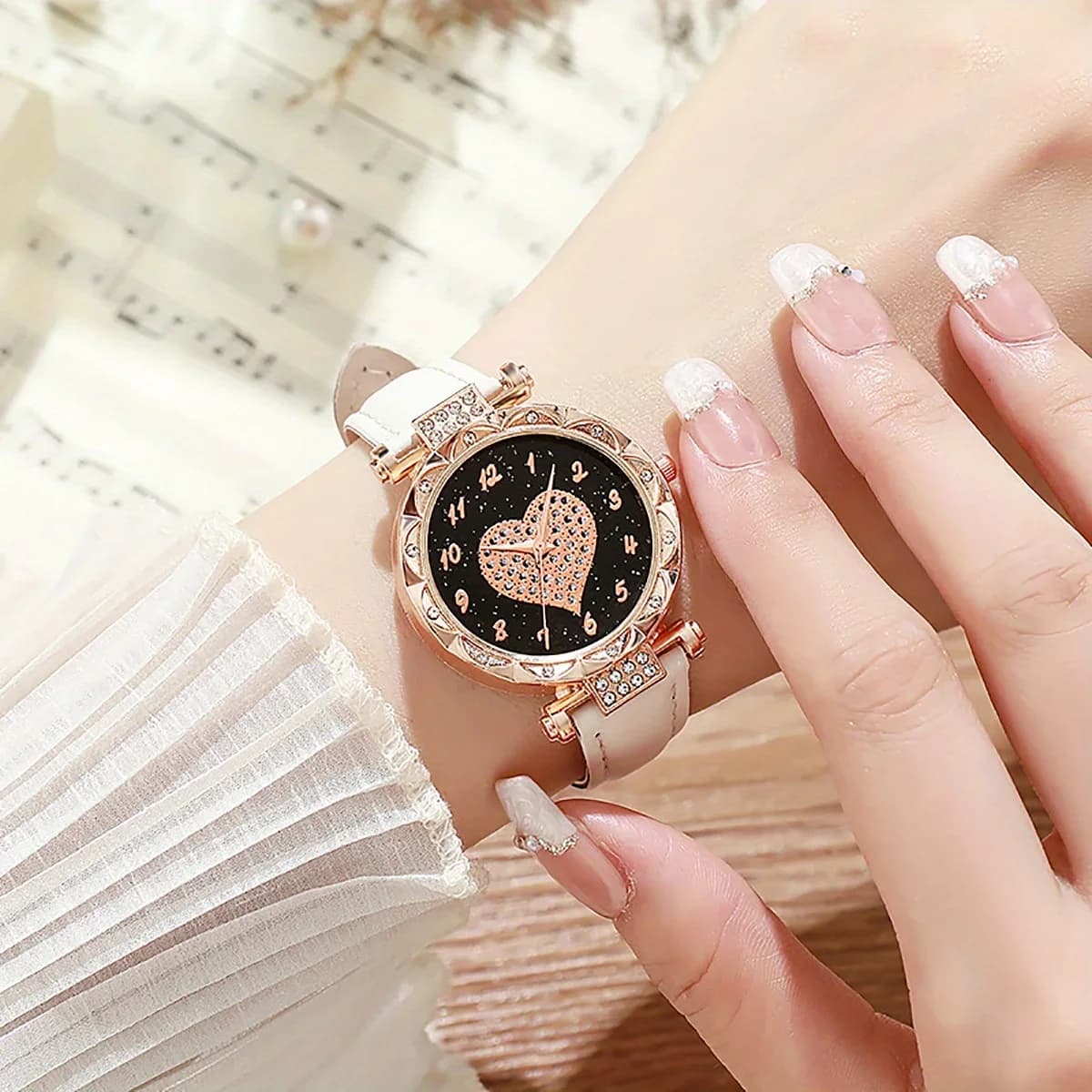 Orologio da Donna al Quarzo con Cuore e Diamanti, Elegante e Sottile, Scintillante, Casual, alla Moda, per Studentesse, Reloj Mujer, Nuovo Arrivo