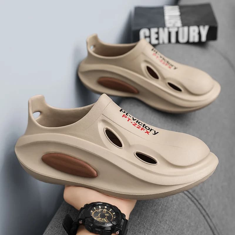 Scarpe traforate da uomo, nuove estive 2026, casual per la guida, da esterno, da spiaggia, ciabatte e sandali da uomo