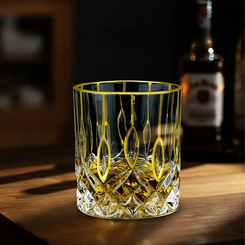 Bicchiere da whisky Linea oro Bicchieri da vino Bicchieri da whisky in cristallo dipinto dorato Bicchieri da bar multifunzione Birra Cocktail Casa Acqua Tazza da caffè