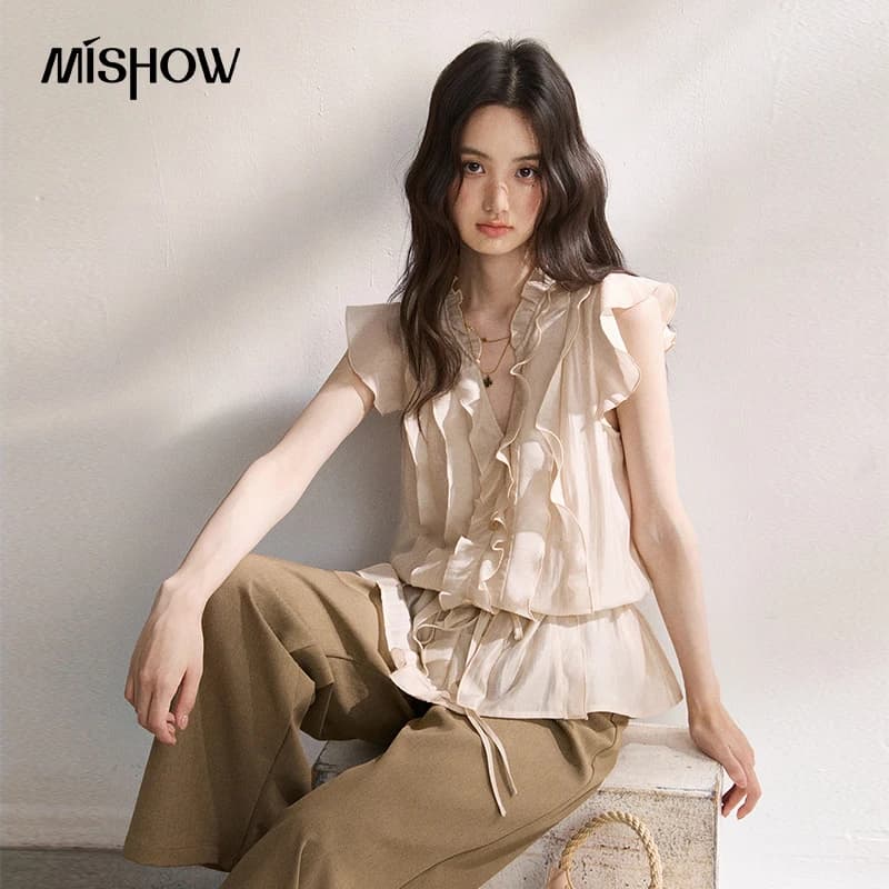 MISHOW Camicetta con Scollo a V e Volant, Nuova Collezione Estate 2026, con Coulisse in Vita e Maniche a Volant, Top Francese Elegante da Donna MXF24X2655