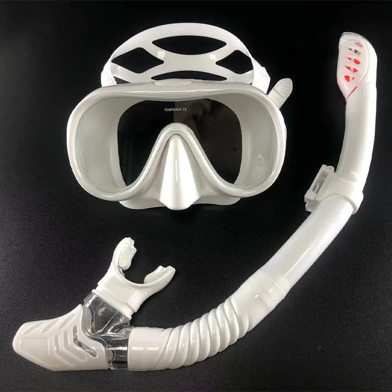 Set Underwater Mask with Wide Visive Field, High Definition, for Adults, in Liquid Silicone, Diving Accessories