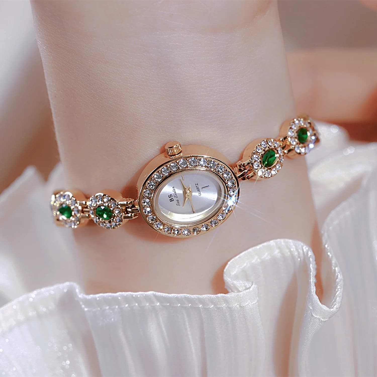 UTHAI New Women's Light Chain Watch Luxury Antique Rainbow Bracelet Wrist Watch Waterproof Quartz Watches Fashion Women's Gift