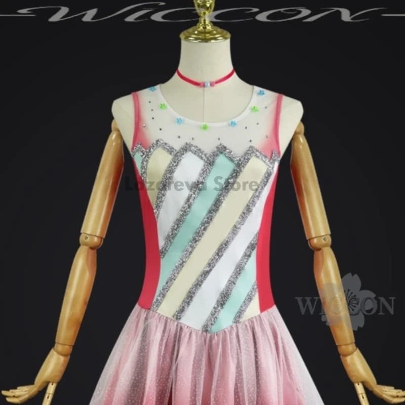 Lazareva Store Costume da pattinaggio artistico Inori Yuitsuka per cosplay anime, nuovo outfit, vestito rosa Kawaii da elfo floreale, carino e grazioso