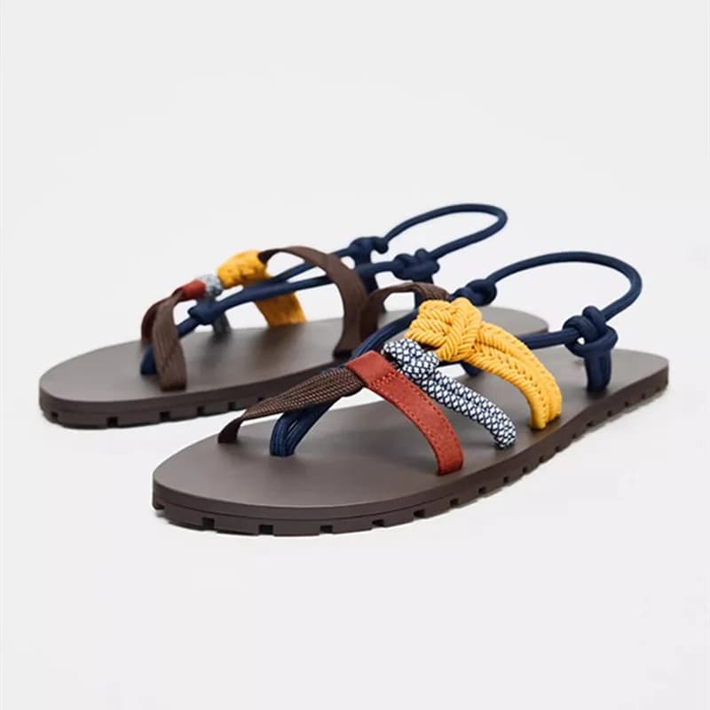Flat Sandals with Design With Colorful Weaving Strap Women's Fashion Summer Shoes with Clip Point with Soft Bottom Comfortable Beach Sandals for Women