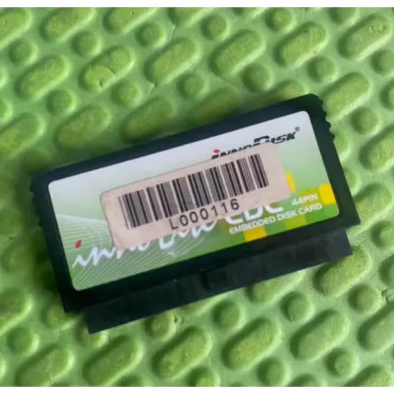 Disassemble 16G Electronic Disk DOM Solid State Drive 44-pin Parallel Port Notebook IDE Flash SSD